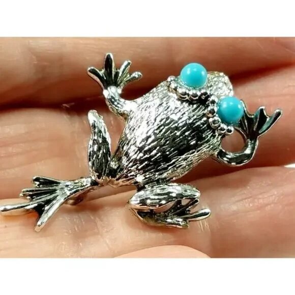 Vintage Frog Brooch, Faux Turquoise, Silver Tone, Emmons 1970s Jewelry. - Picture 3 of 4